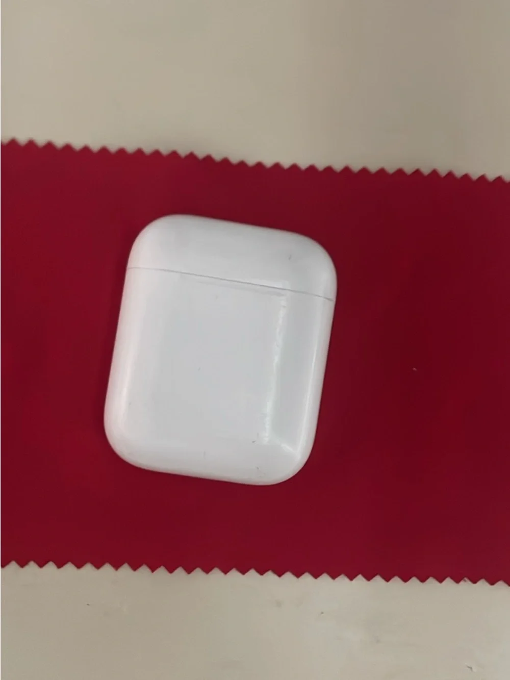 Apple White Wireless Earbud Charging Case (AirPods need gone asap)